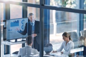 How to prove marketing ROI to your CFO with HubSpot reporting